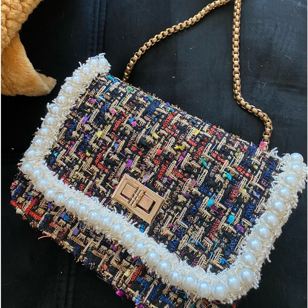 COPY - Tweed mini purse with pearl detailing